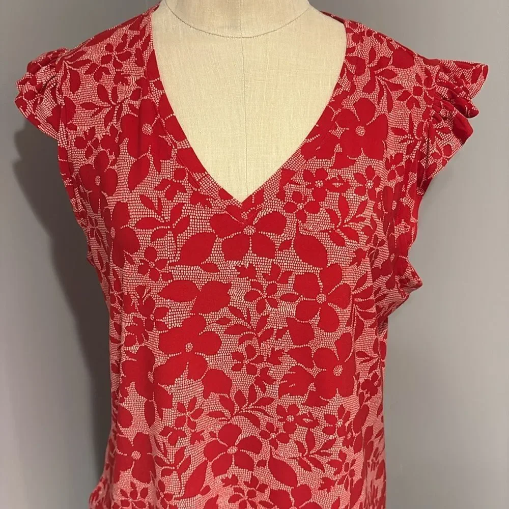 Tommy Hilfiger V-Neck Ruffle Cap Sleeve Top Size L - Picture 2 of 11